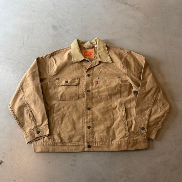 Other - Vintage levi's cream corduroy collar canvas trucker jacket